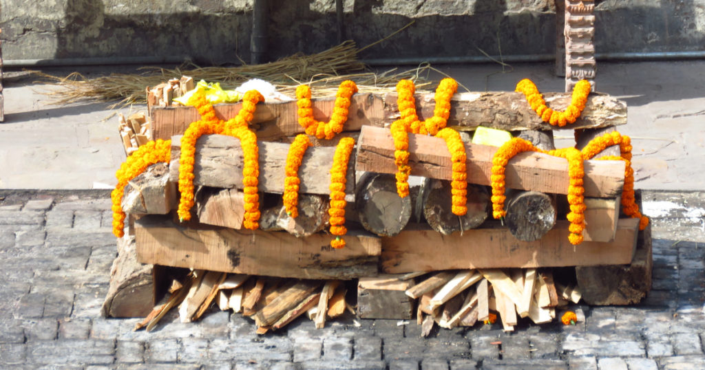 The traditional Mukhagni (Cremation ceremony) for a Hindu funeral